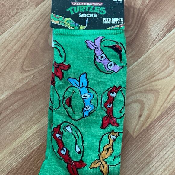 Nickelodeon Teenage Mutant Ninja Turtles Crew Socks - Picture 1 of 2
